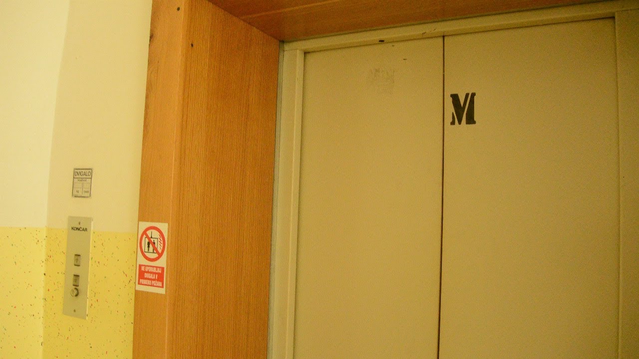 Awesome 1986 Končar traction elevator @ Ulica Heroja Šlandra 11, Maribor, Slovenia