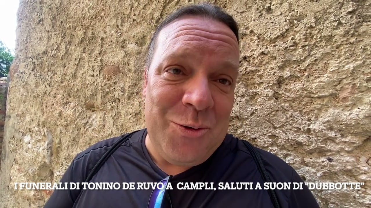 I FUNERALI DI TONINO DE RUVO A SUON DI TARANTELLA, AL DUOMO DI CAMPLI