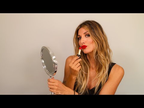 Βίντεο: Πώς να βάψετε τα χείλη με κόκκινο κραγιόν
