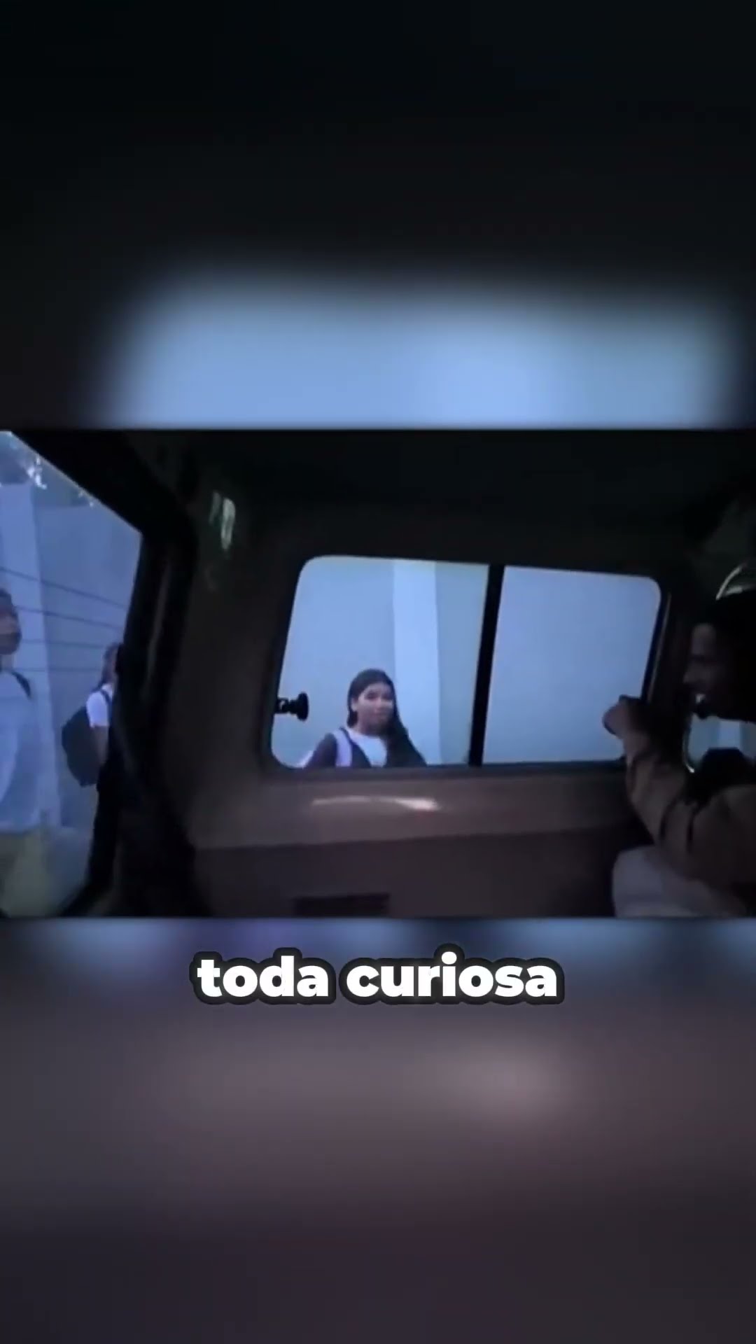 Eso le enseñara a no Husmear por AHÍ☠️