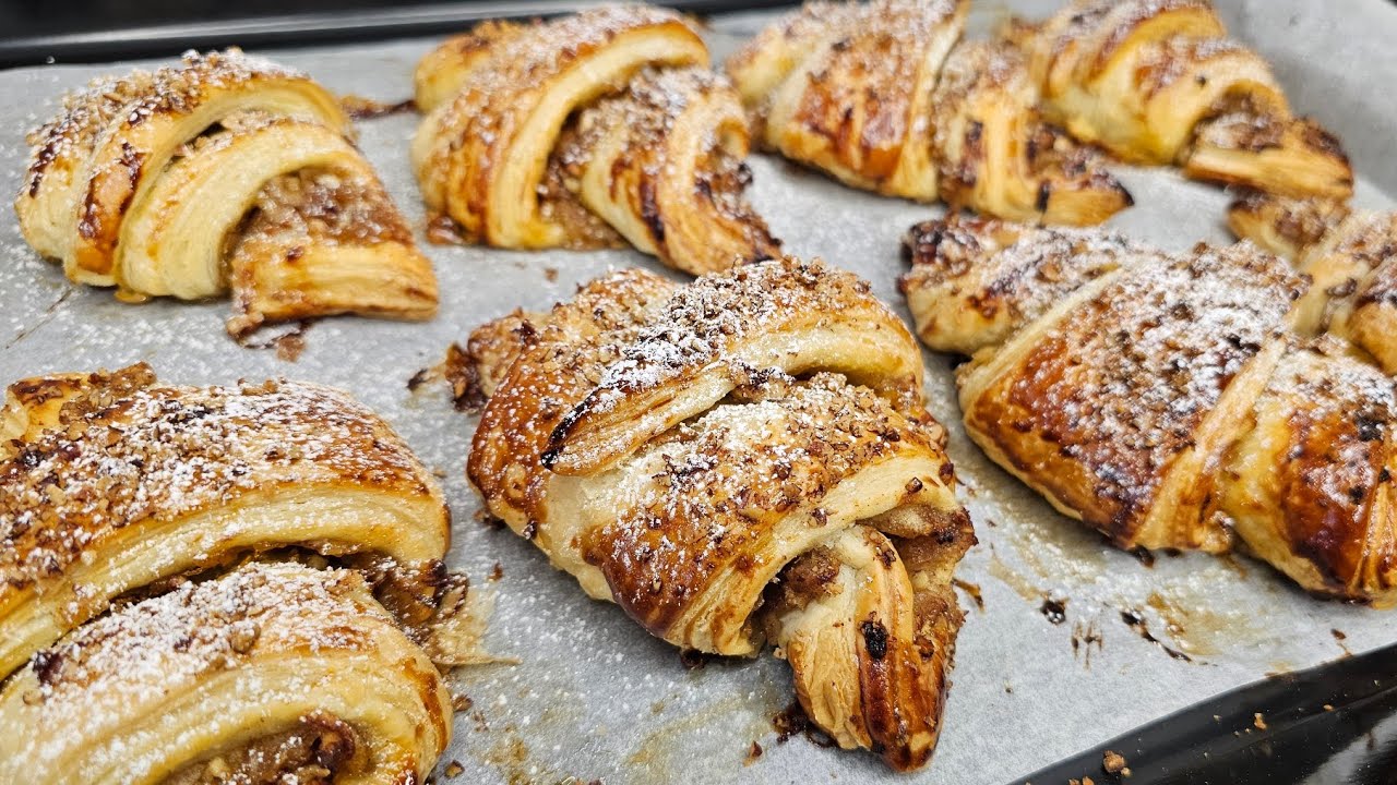 Рецепт яблочного слоеного теста всего за 5 минут — очень простой десерт для приготовления дома,