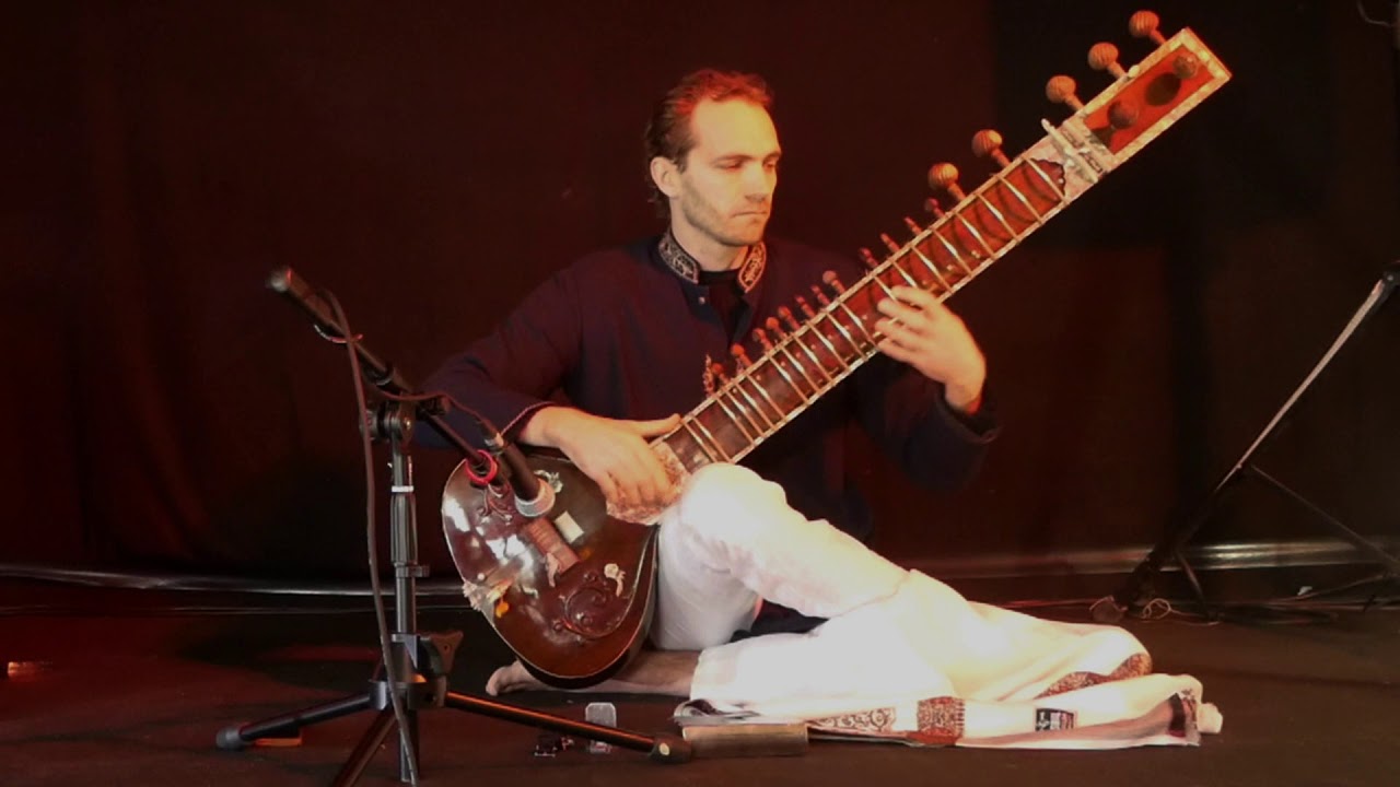 Duo Sitar (Thomas Jacquot) et tabla (Yohan Nouville) YouTube