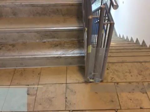 Vorschaubild des Videos: Steinbodensanierung - Natursteinböden professionell reinigen, schleifen und polieren | SteinRein