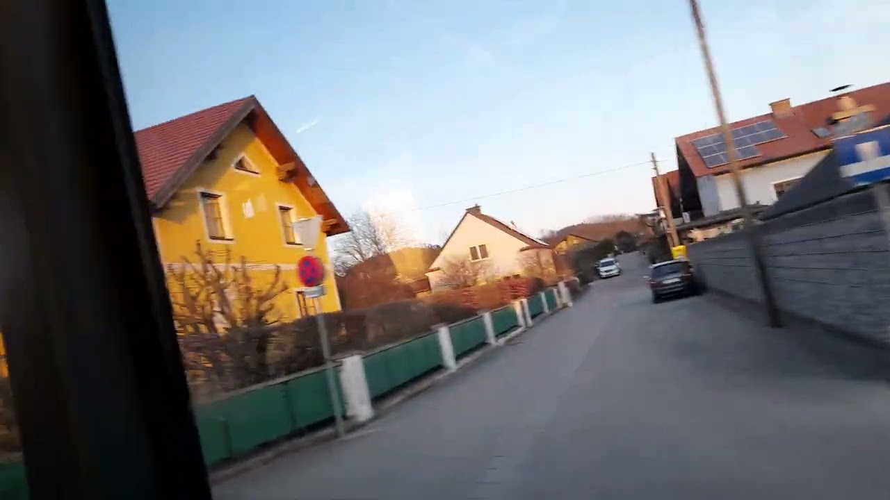 mit Bus 683 von Ruprechtshofen Hauptplatz nach St. Leonhard/Forst Hauptplatz um kurz nach 