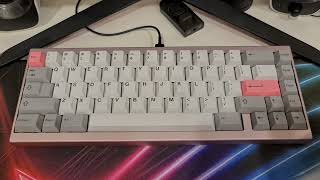 Monokei Hiro - Blush Pink/Brass Bottom - HG Black + Matcha Latte - Alu Plate - Typing Test