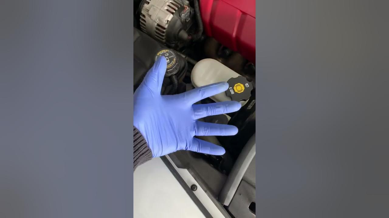 5 Reasons Why You Should Never Use Plain Water As Washer Fluid - YouTube