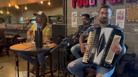 Thumbnail of Última saudade- Henrique e Juliano ( Versão Rafa e Davi )Siga também no Instagram @rafaedavioficial