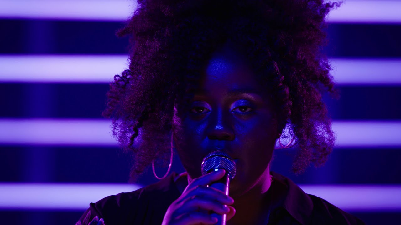 Akenya - "Decay" (RYTHM Full Spectrum Love Performance)