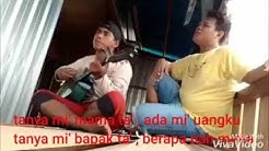 Lagu bagaikan langit dan bumi versi makassar uang panai'  - Durasi: 1.24. 