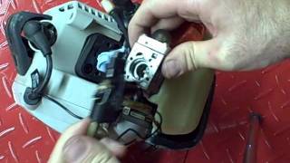 Small Engine Repair Rebuilding a Diaphragm Carburetor on a Echo SRM-230 Trimmer Part 1 of 3