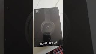 Beats solo3 wireless headset unboxing shortsshortsfeedcanada