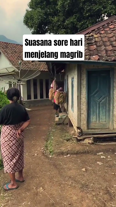 suasana magrib di kampung