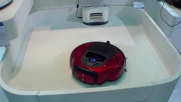 MSI Robot Vacuum Cleaner M800 Demonstration - English