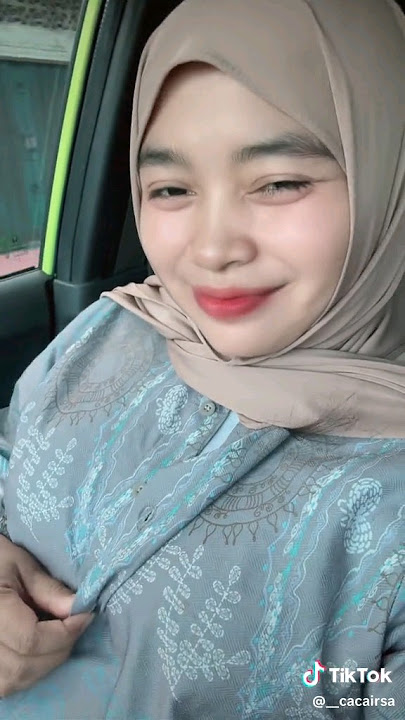 hijab buka baju