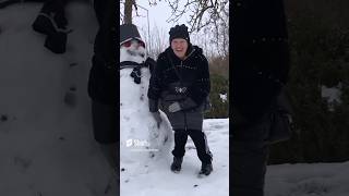 Download Lagu Zamiast  mnie całować  to Ewa woli  bałwana MP3