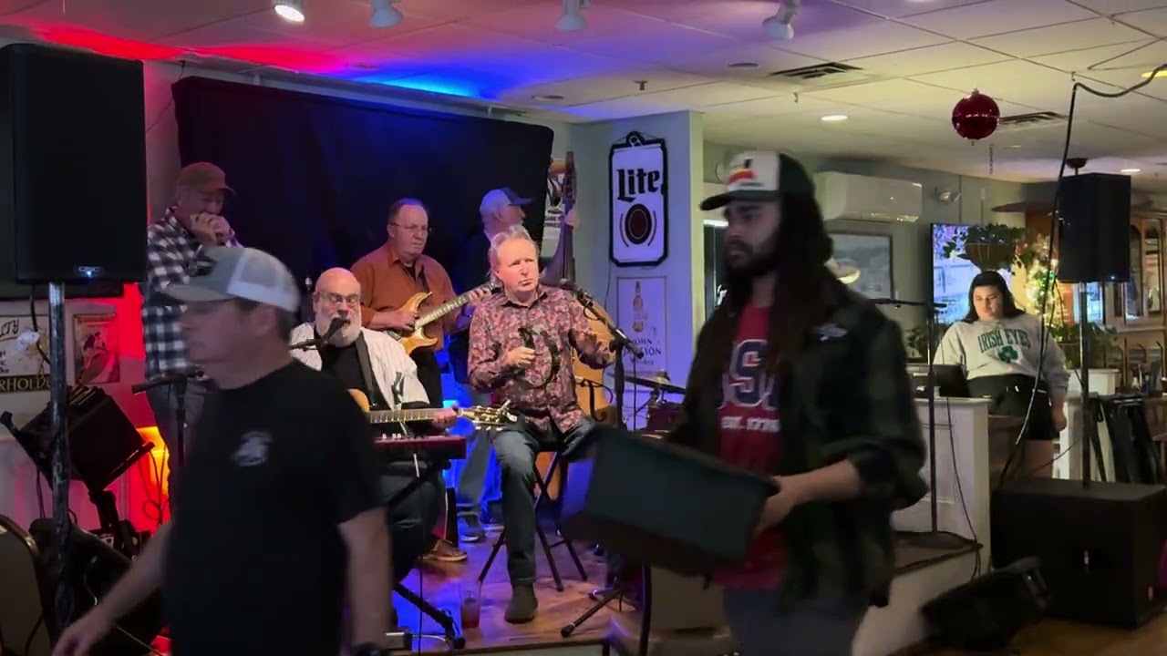 Big Hat, No Cattle at Irish Eyes