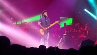 Hamari Adhuri Kahani live by Arijit Singh