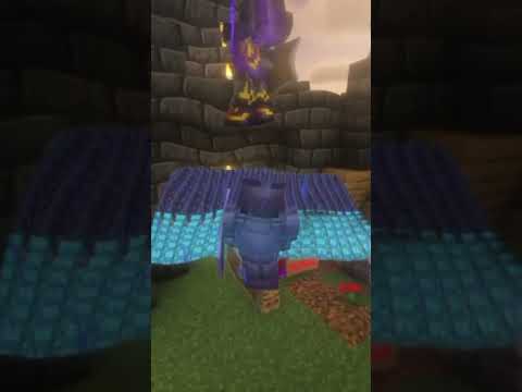 1 pro vs 2500 players#minecraftunstablesmp #axepvp#minecrftshort