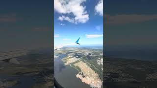 United 1707 Arriving KEWR Airport 