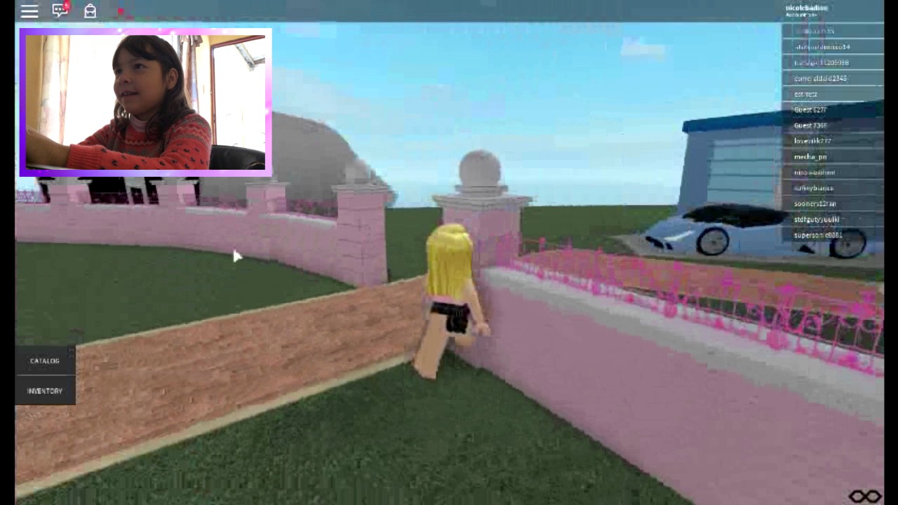 VISITANDO LA CASA DE BARBIE | Roblox en español - YouTube