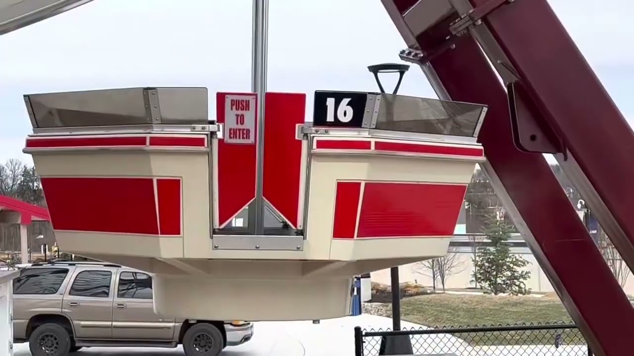 Hall of Fame Village debuts new Red Zone Ferris wheelstyle ride