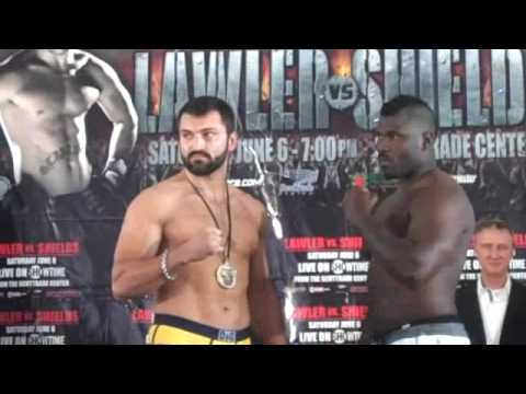 Strikeforce: "Lawler vs. Shields" Weigh Ins