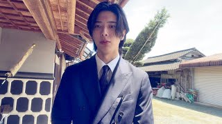 祖父にご報告があります。