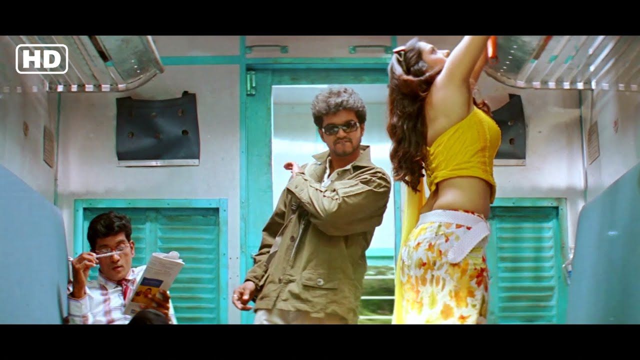 ट्रेन में अकेली लड़की को देखकर विजय का मन फिसल गया | जबरदस्त सीन