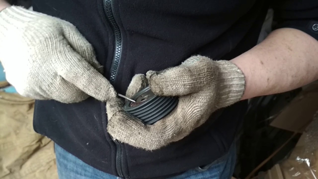 Замена натяжного ролика ремня генератора на LADA PRIORA - YouTube