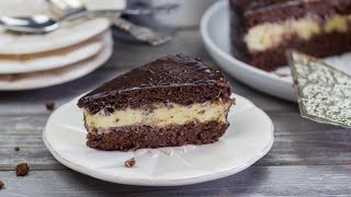 This ding dong cake is a rich, moist chocolate with creamy filling and
ganache spread over the top! so easy to prepare, you’ll love it!
ingr...