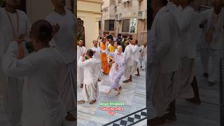 Iskcon Vrindavan Darshan Harekrishna Kirtan