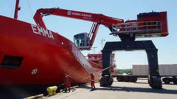 Mantsinen 120 material handler at Port of Kunda