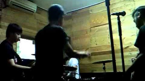 Jingle kopi kapal api made in TheGrandeos band