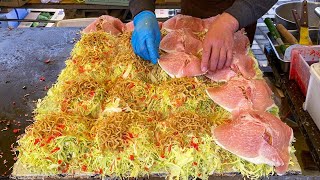 japanese street food - hiroshima style okonomiyaki お好み焼き