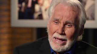 Kenny Rogers -  Wins the 2015 Artist of A Lifetime Award