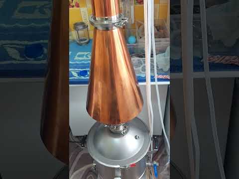 Vídeo: Moonshine-mini-destilaria Luxstahl. Avaliações de moonshine-mini-destilaria Luxstahl 14 l
