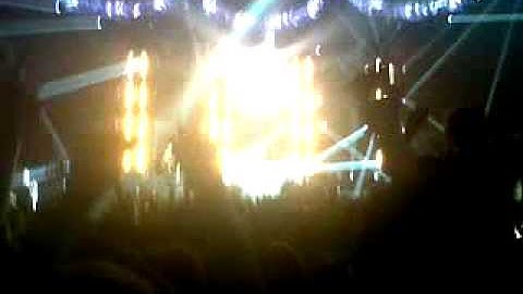 example - changed the way you kiss me odyssey arena belfast 20-02-13