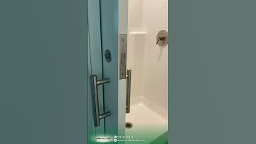 Giải pháp tối ưu không gian cho nhà vệ sinh có diện tích hạn chế gọi tên: Cửa lùa composite!