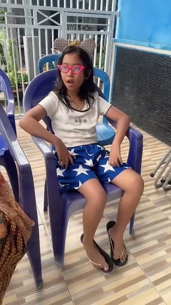 Vidio kocak dan gokil @nyaikembang1nyaikembang1 /kereta nenek di curi ?