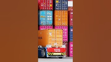 FUTURISTIC AUTOMATED GUIDED VEHICLE (AGV) at Hamburger Container Port | Container Planet #shorts