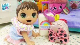 Baby Alive Laurinha Arrumando Malinha Para a Casa de Praia