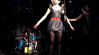 The Pipettes - &#39;I Love You&#39; (Live at Concorde2 Brighton 2006)