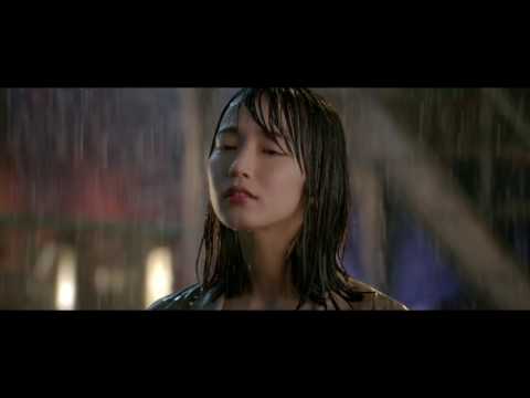吉岡里帆 ZOZOTOWN CM スチル画像。CMを再生できます。 吉岡里帆 ZOZOTOWN CM スチル画像。CMを再生できます。