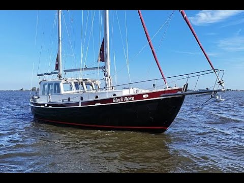 ⁣Danish Rose 37 – Lifting keel cruiser in great condition