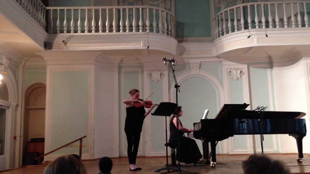 Mozart Sonata K. 304 in E minor (1° mov) - Olga Introzzi