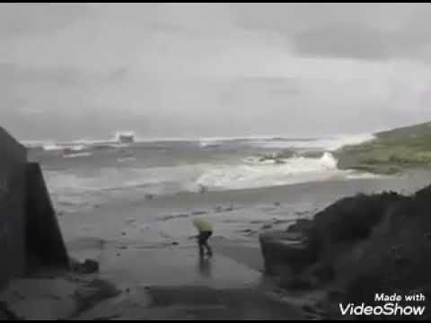 سبحان الله غدر البحر