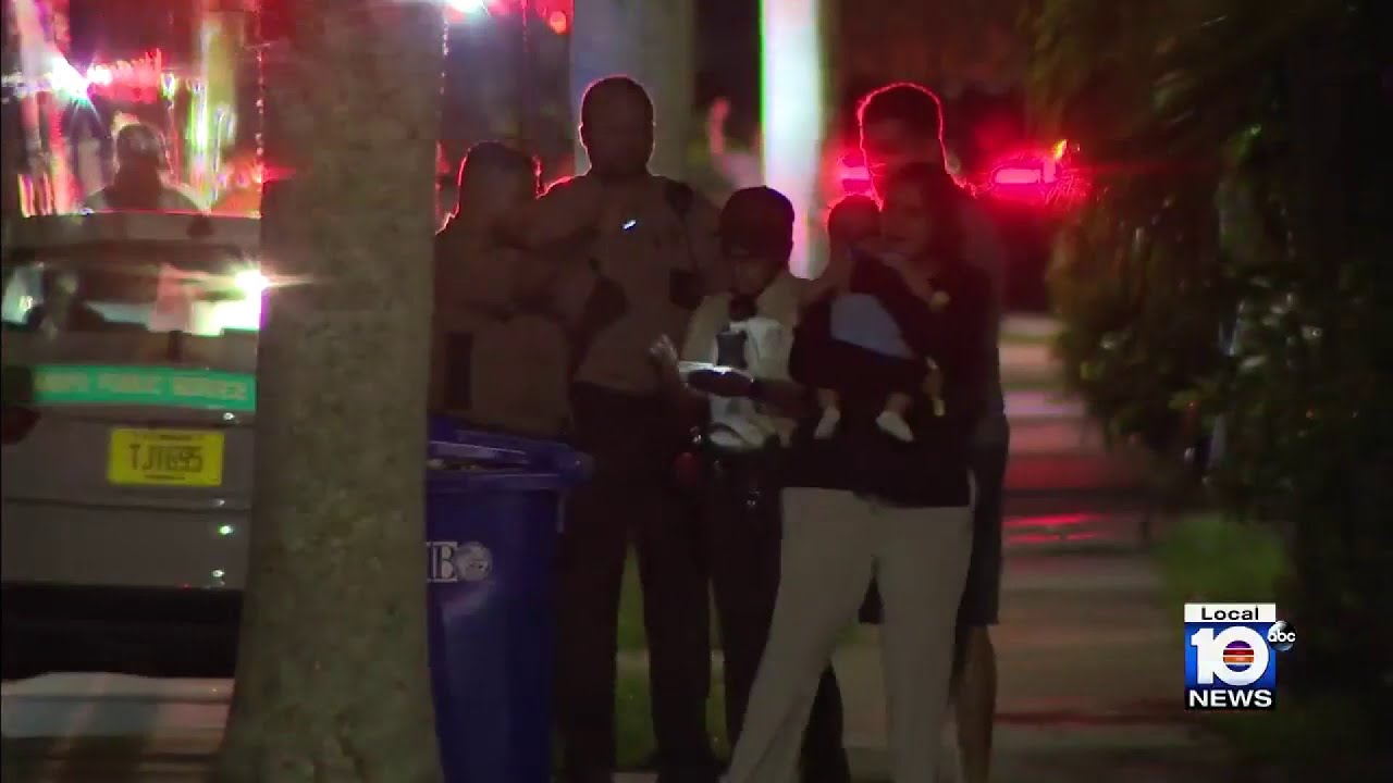 Driver struck pedestrian in North Miami Beach - YouTube