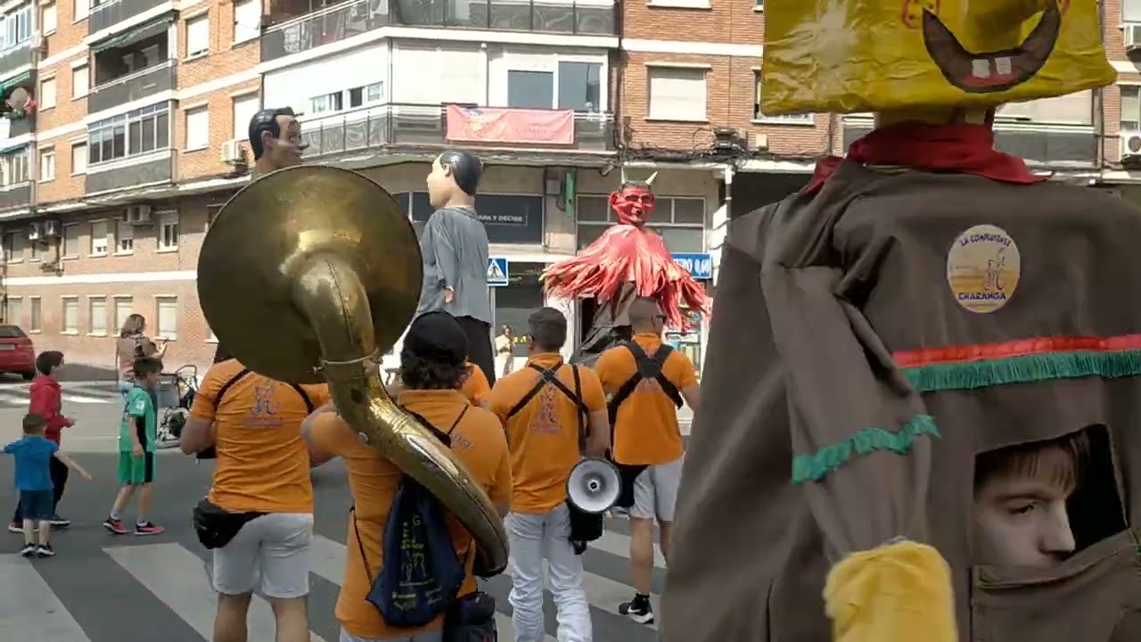 Gigantes y cabezudos Alcalá de Henares 2024 - San Isidro CAP 2