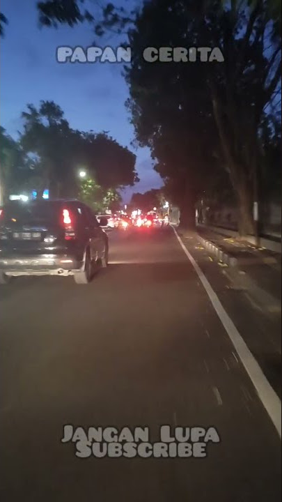 SITUASI DI DEPAN RAMAYANA, DENPASAR - BALI