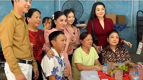 NSUT.PHƯỢNG HẰNG NS THY NHUNG NS HÀI DŨNG NHÍ TẠI TIỆC GIỖ Ở CỦ CHI